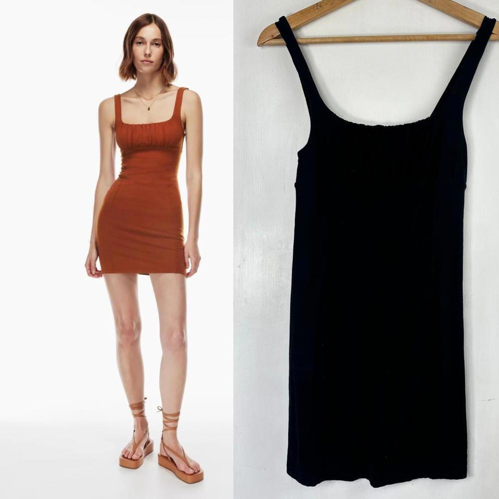 Aritzia  Wilfred Free Orbit Dress